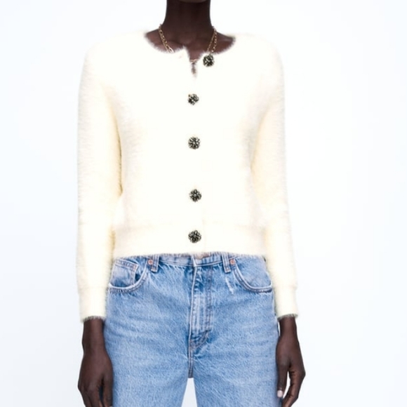 Light yellow cardigan - Picture 2 of 8